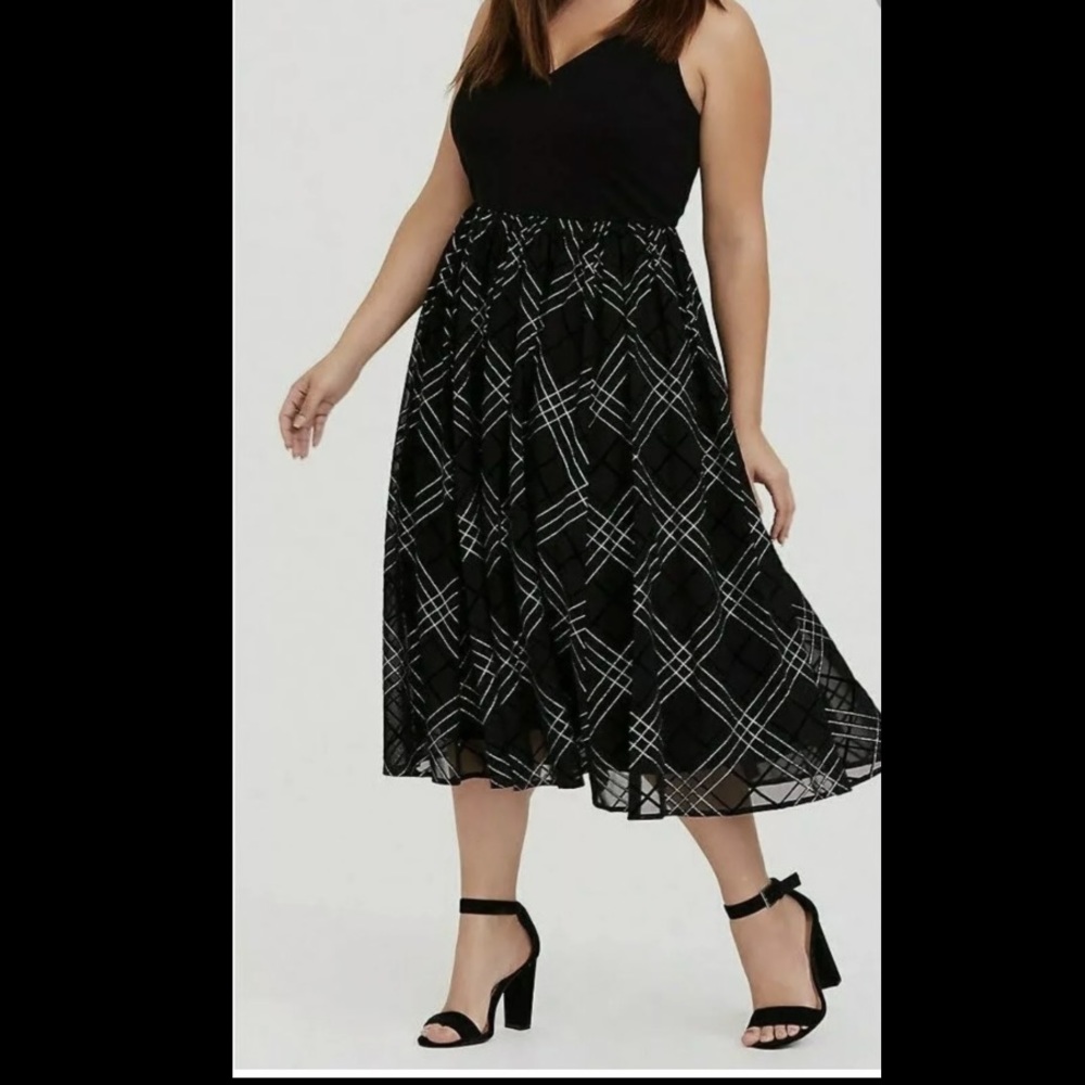 Torrid Black ponte & mesh silver tone glitter plaid midi dress size 18